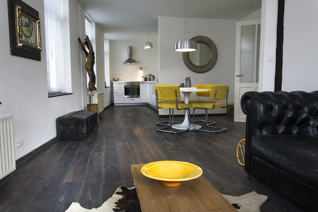 Entre Deux Pays Apartments Spa Værelse billede